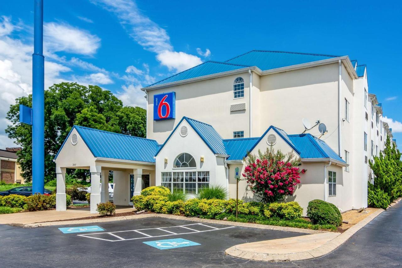 ‪‪Motel 6 - Chattanooga Downtown‬‬  المظهر الخارجي الصورة