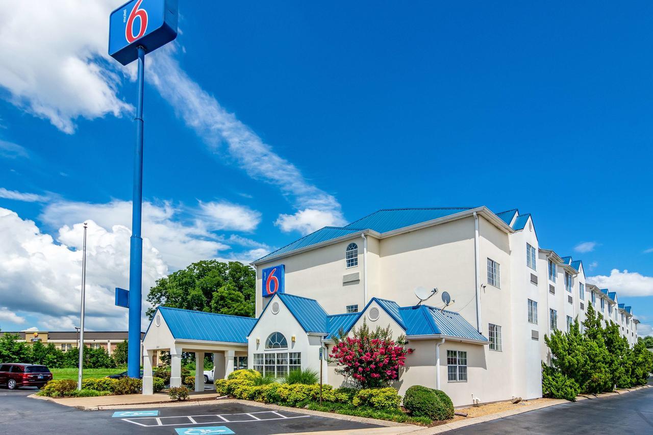‪‪Motel 6 - Chattanooga Downtown‬‬  المظهر الخارجي الصورة