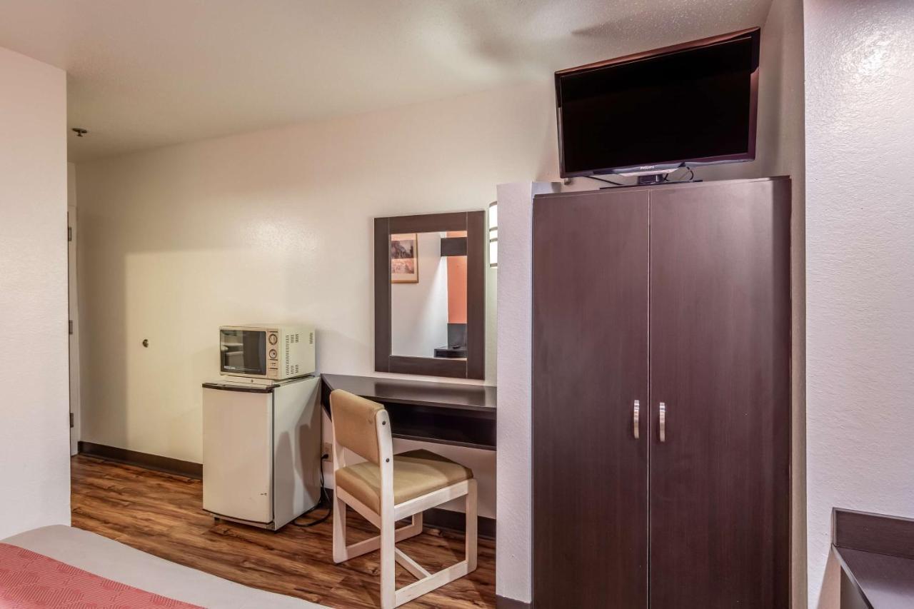 ‪‪Motel 6 - Chattanooga Downtown‬‬  المظهر الخارجي الصورة